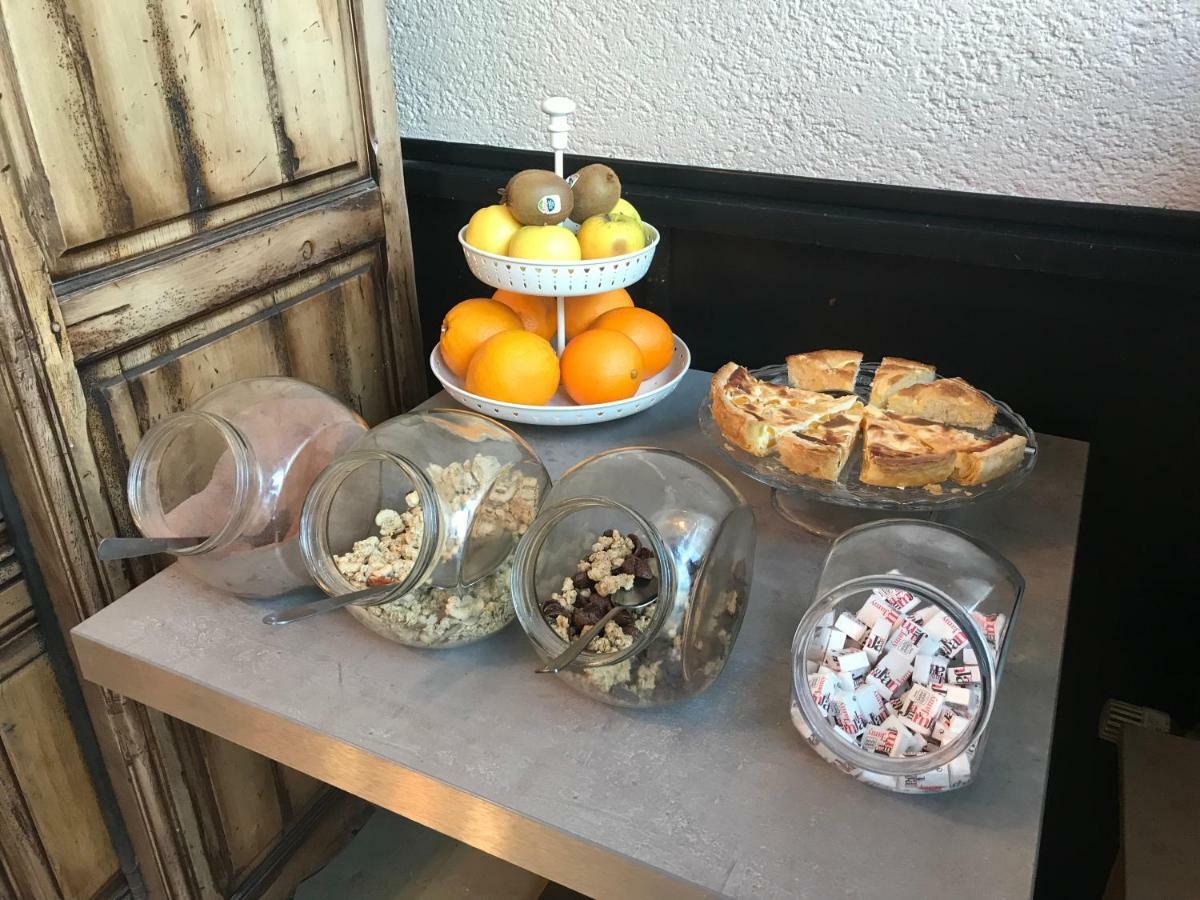 杜森特酒店 - 雷普提特美食餐厅 托内尔 外观 照片
